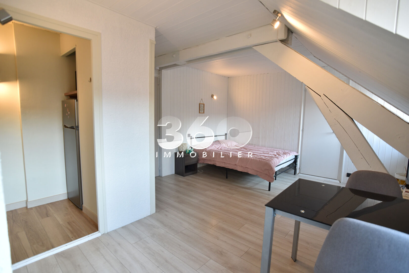 photo Studio au dernier étage ? Charme & tranquillité ? Aix-les-Bains 