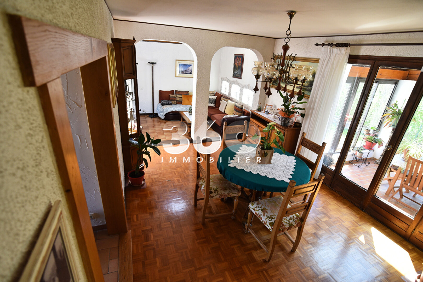 photo Maison 180 m² ? 6 chambres ? Piscine ? Proche CERN 