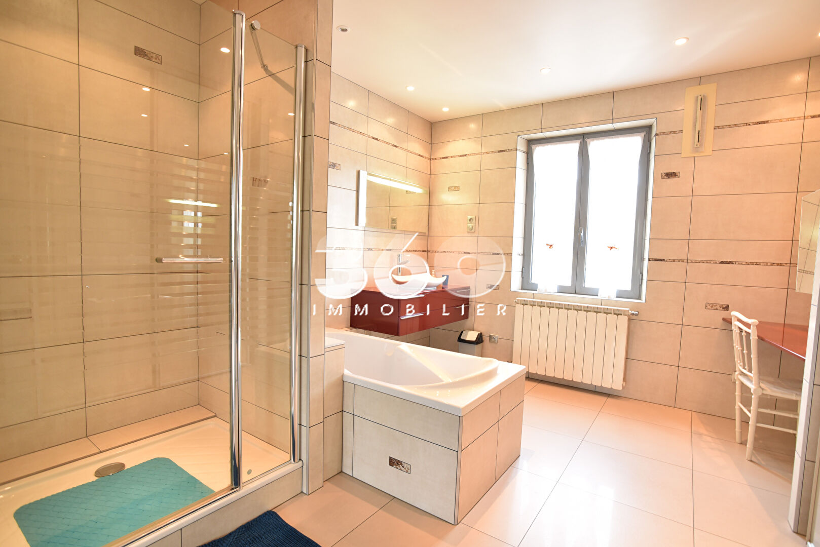 photo AIX-LES-BAINS Appartement T3 de 202 m² avec potentiel exceptionnel 