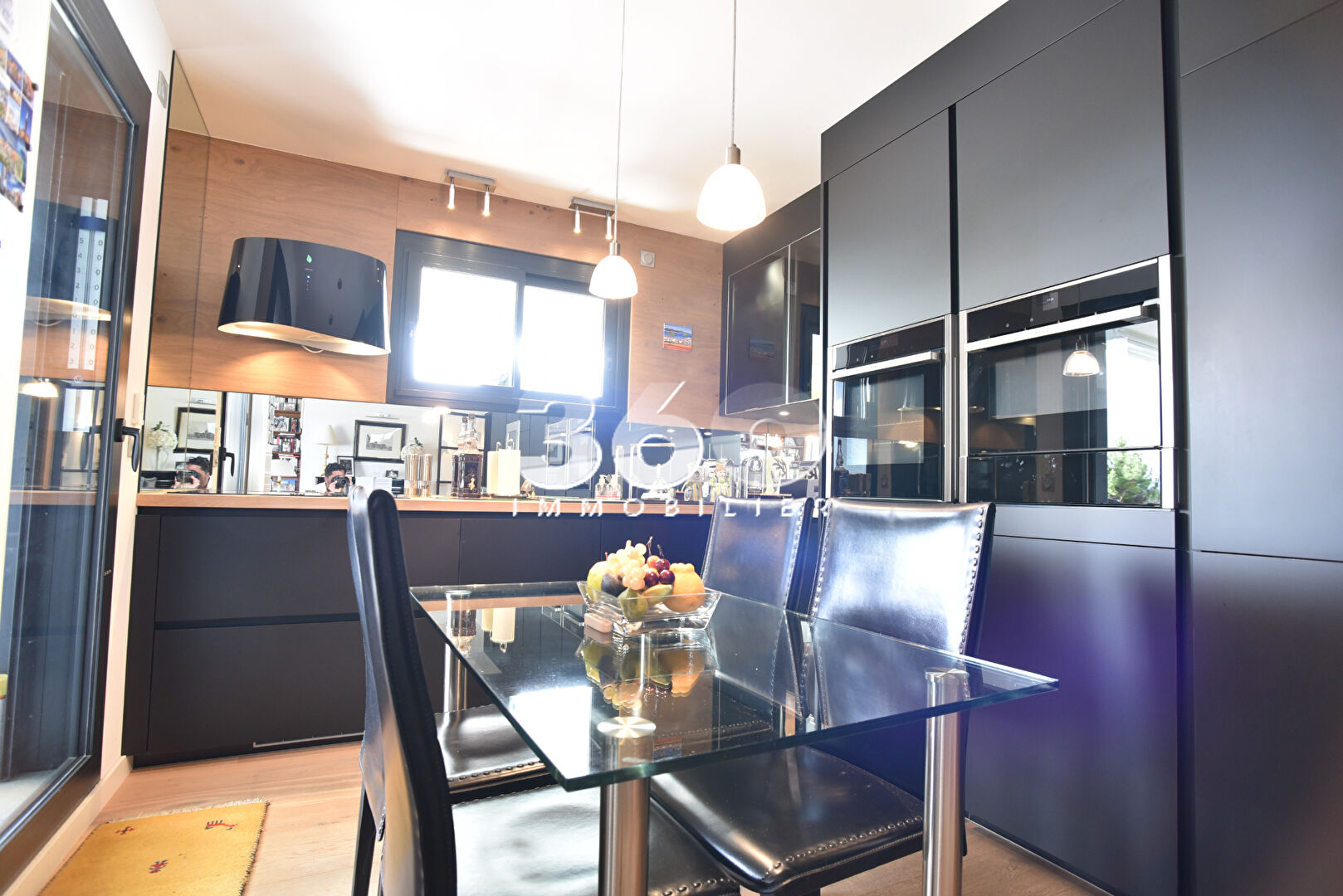 photo T4 en attique -123 m² - Terrasse panoramique 115 m² - Vue lac - Brison-Saint-Innocent 